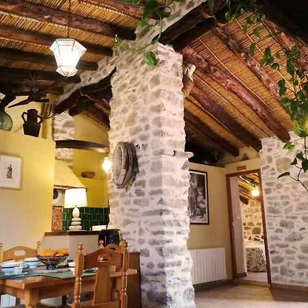 Buhardilla Rustica En La Vall De Gallinera Aparthotel Patro Luaran gambar