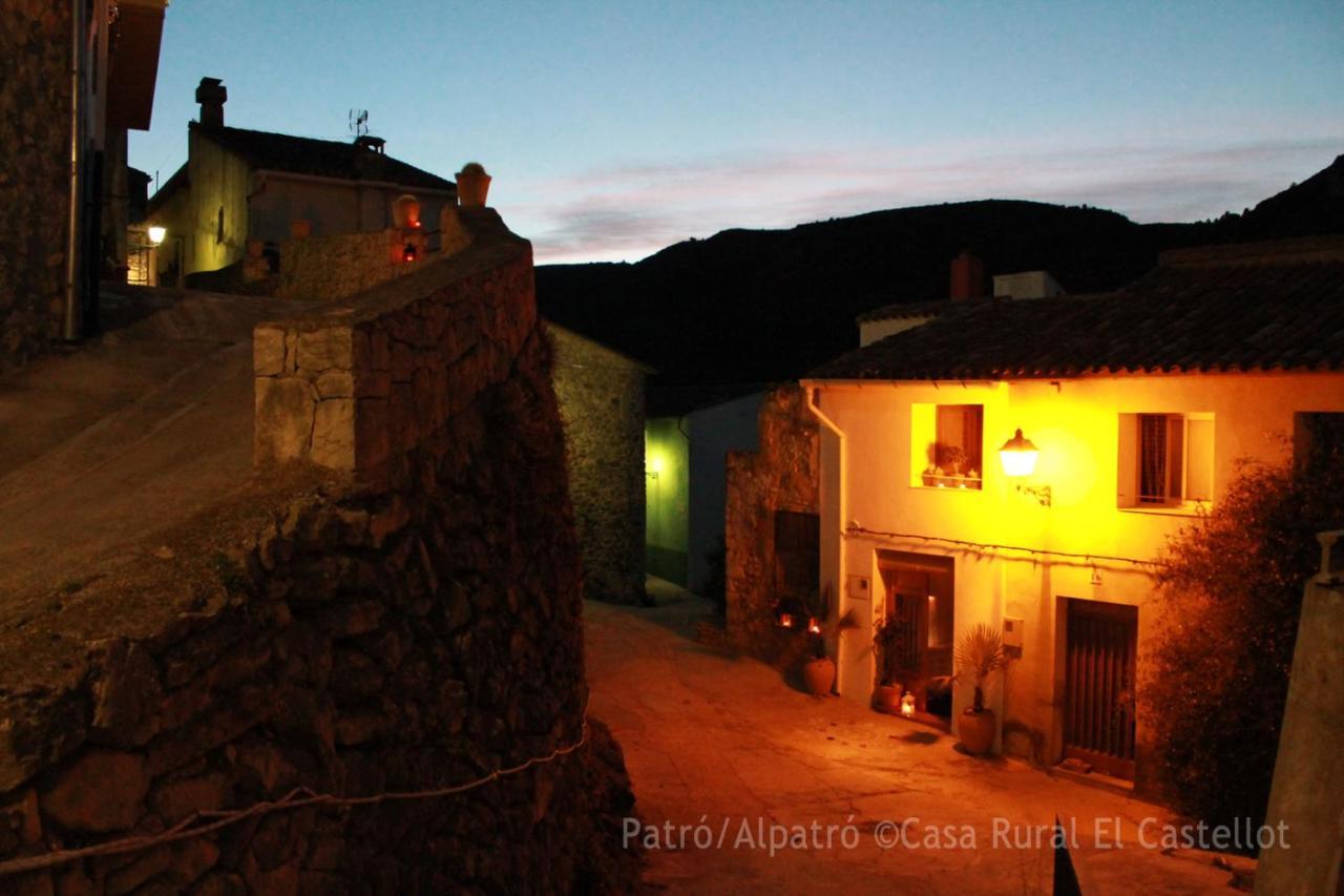 Buhardilla Rustica En La Vall De Gallinera Aparthotel Patro Luaran gambar